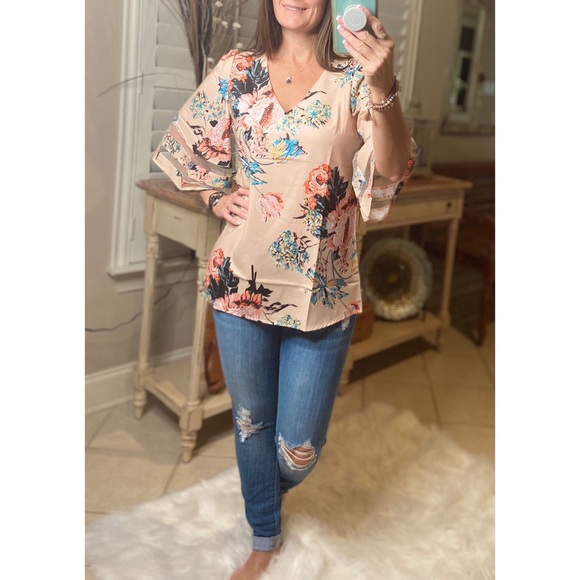 Floral Bell Flare Sleeve Boho Dressy Top 3920 - Picture 3 of 6